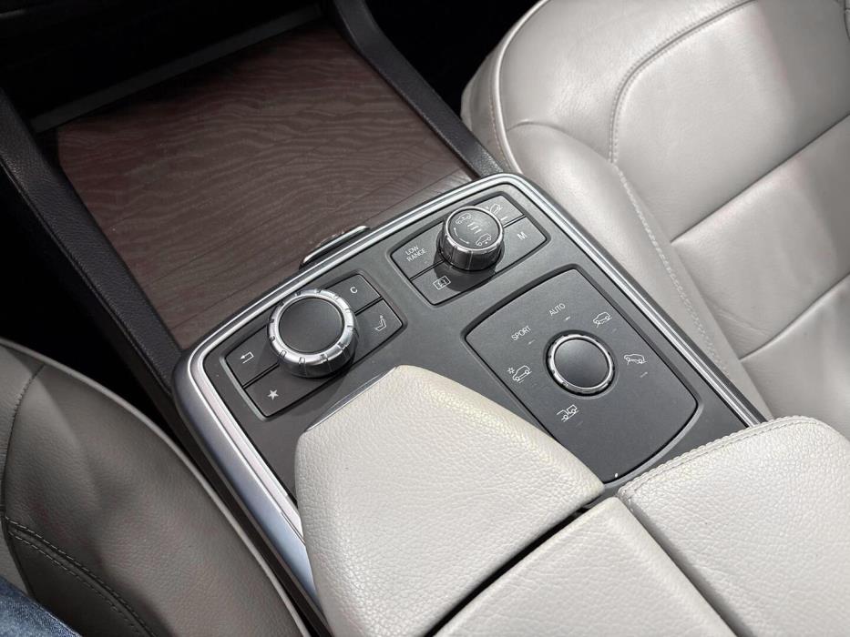 MERCEDES-BENZ GL 2013