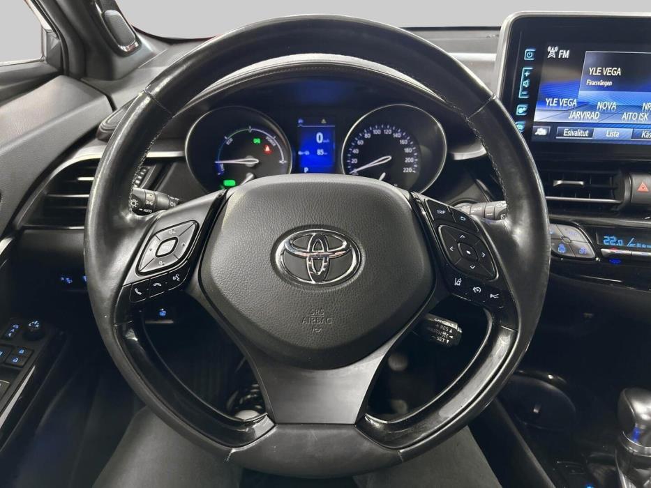 TOYOTA C-HR 2017