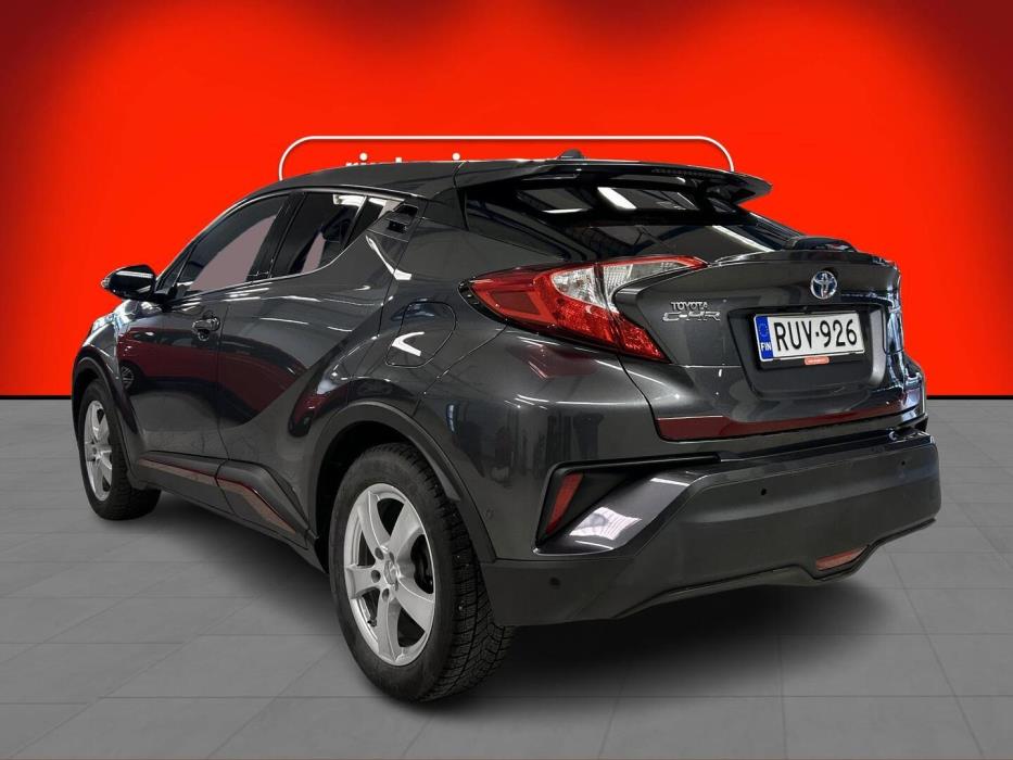 TOYOTA C-HR 2017
