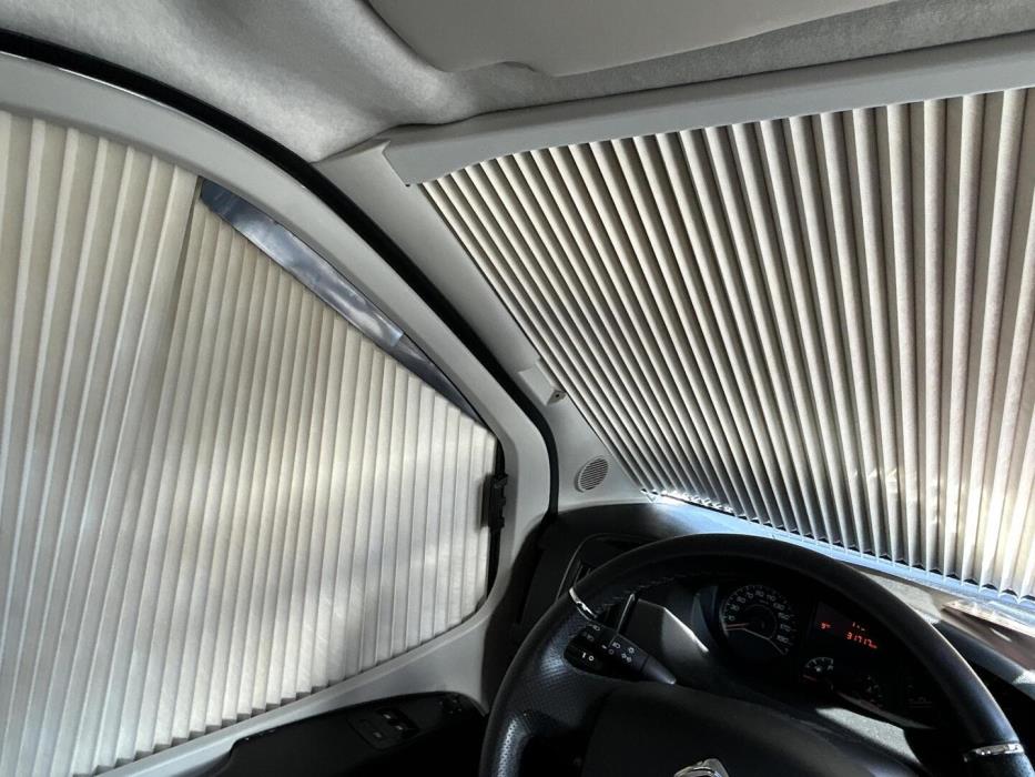 ROADCAR VAN R 600 2021