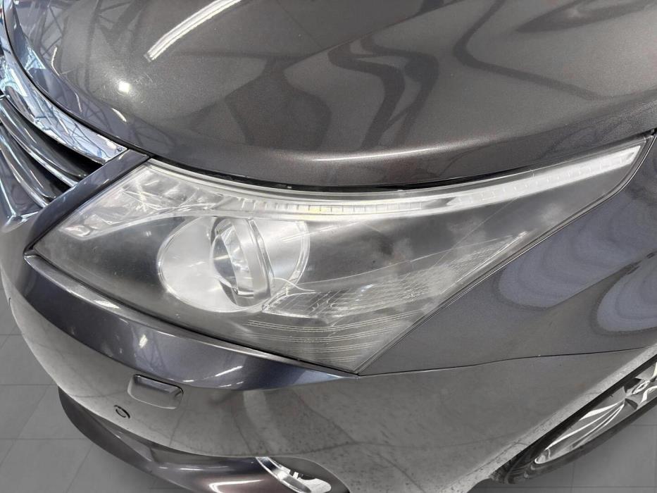 TOYOTA Avensis 2014