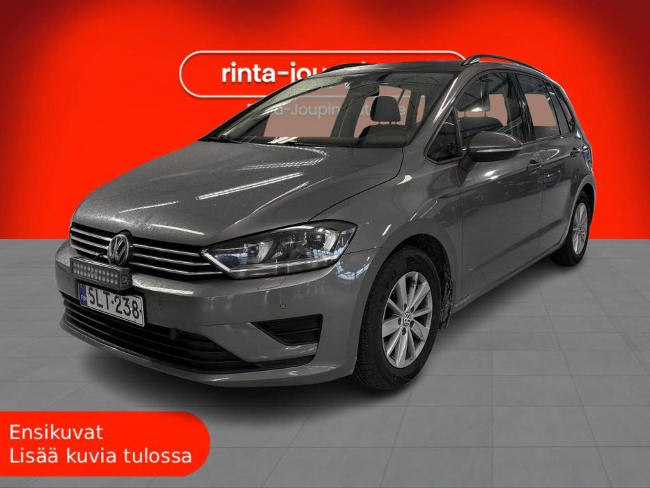 VOLKSWAGEN Golf Sportsvan 2015