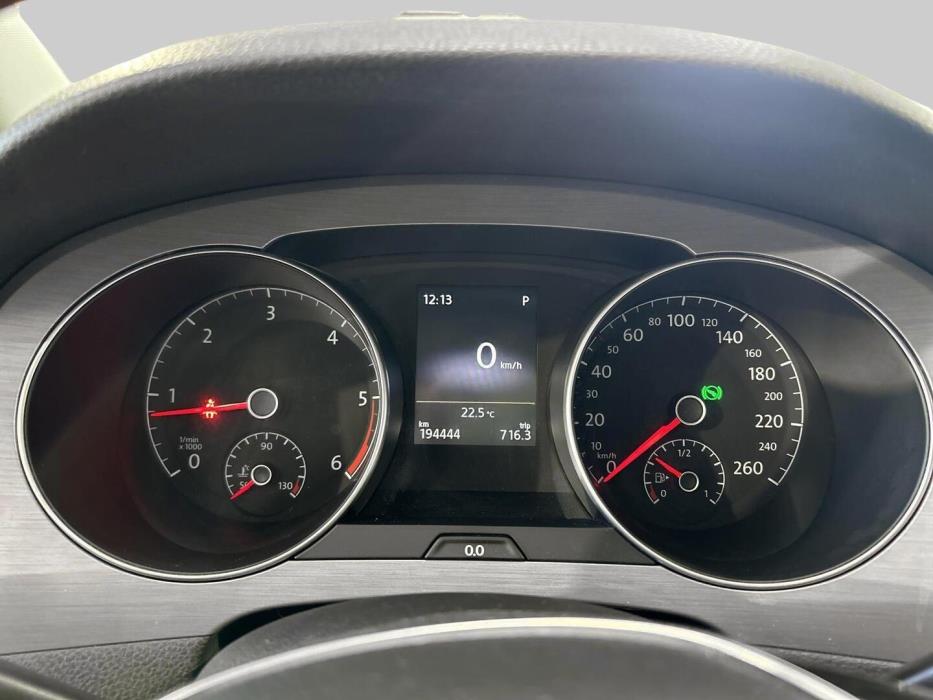 VOLKSWAGEN Golf Sportsvan 2015