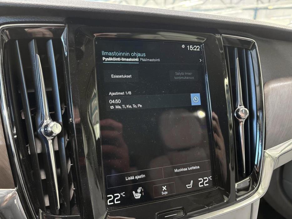 VOLVO V90 2021