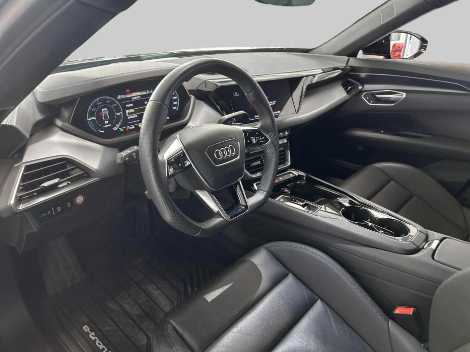 AUDI e-tron GT 2023