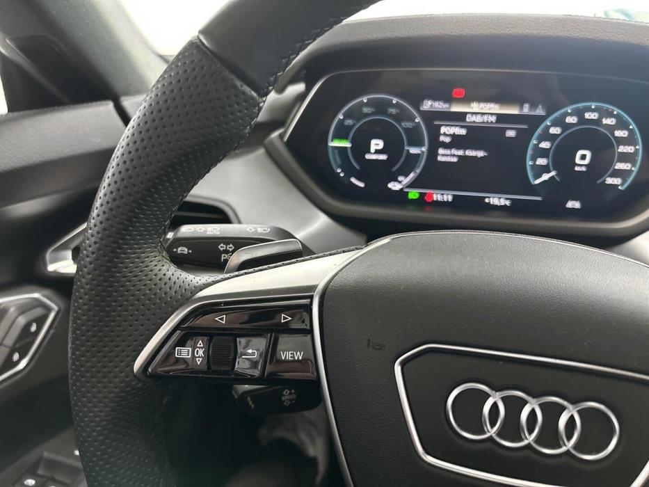 AUDI e-tron GT 2023