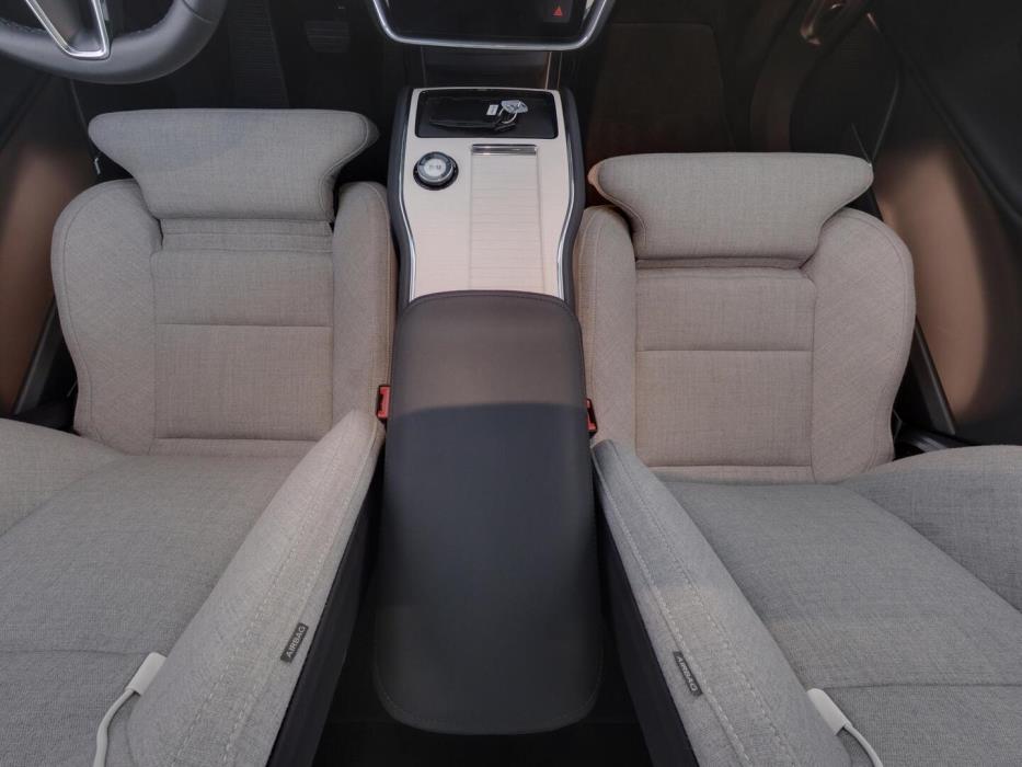 VOLVO EX90 2025