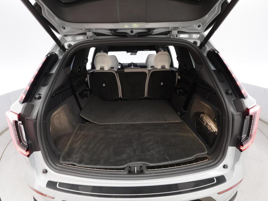 VOLVO EX90 2025