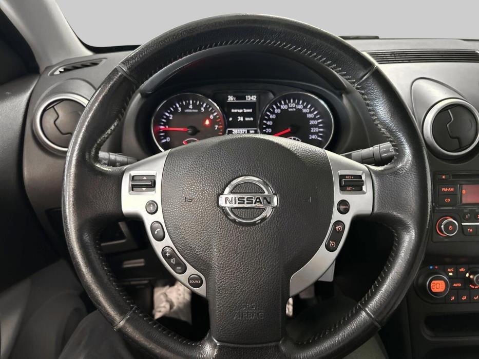 NISSAN Qashqai 2010