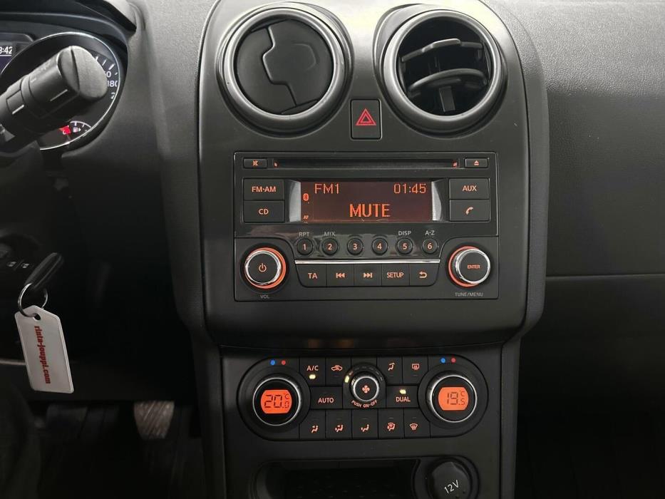 NISSAN Qashqai 2010