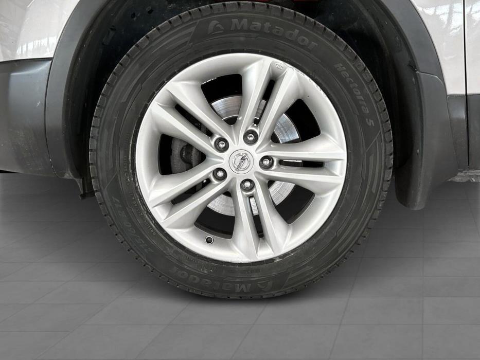 NISSAN Qashqai 2010
