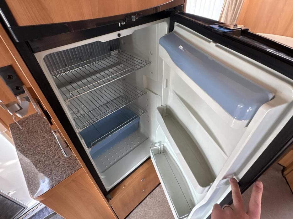 DETHLEFFS Globe 4 2010