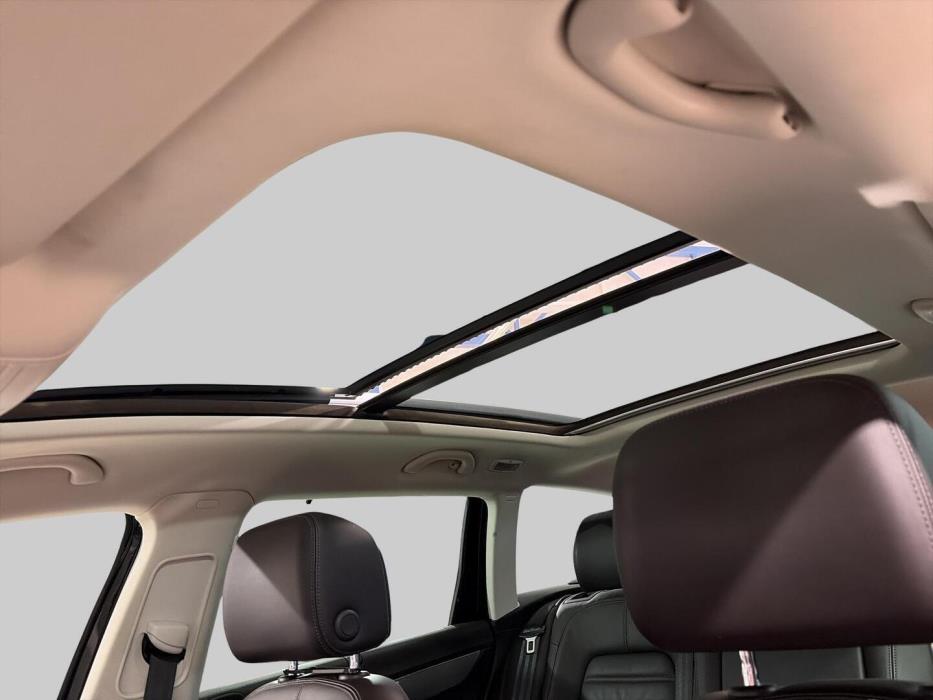 VOLKSWAGEN Passat 2014