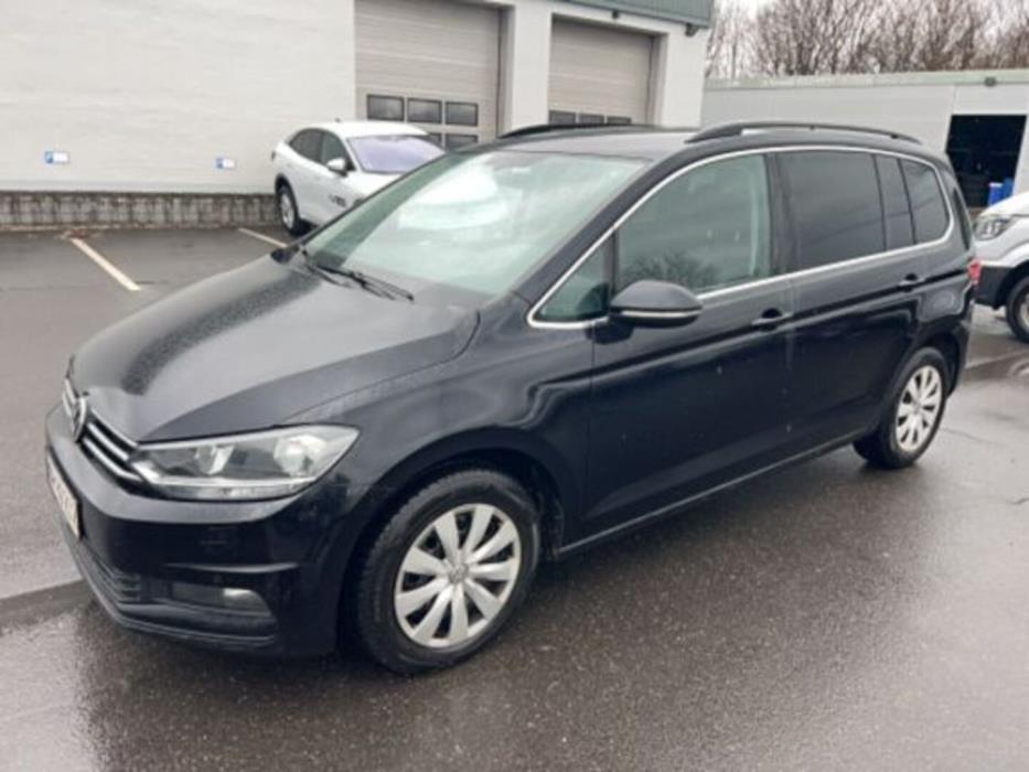 VOLKSWAGEN TOURAN 2019