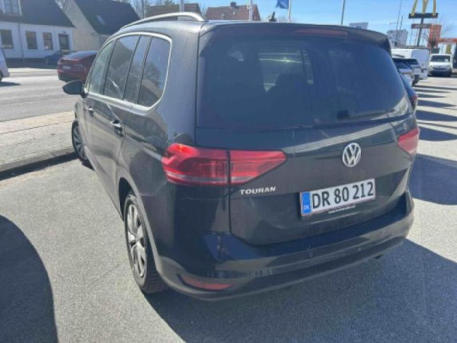 VOLKSWAGEN TOURAN 2019