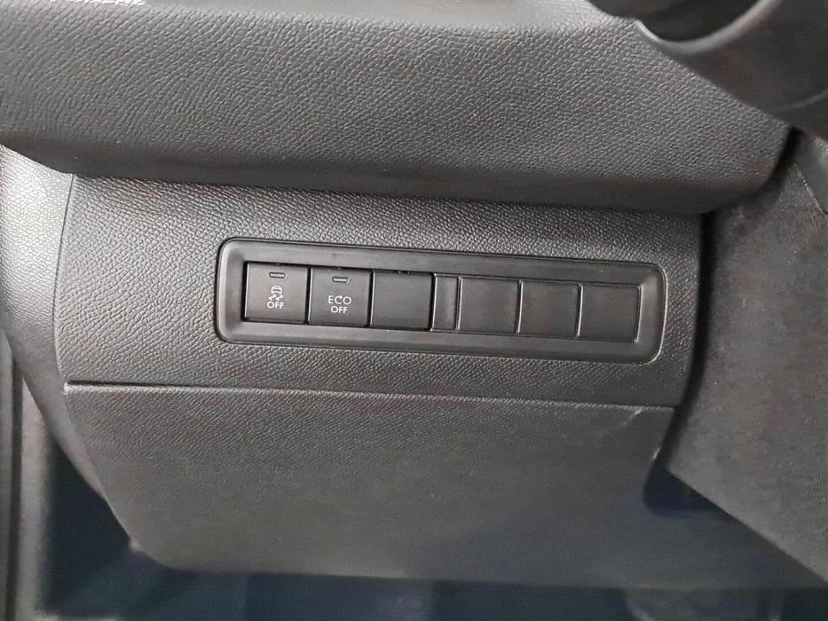 PEUGEOT 308 2016