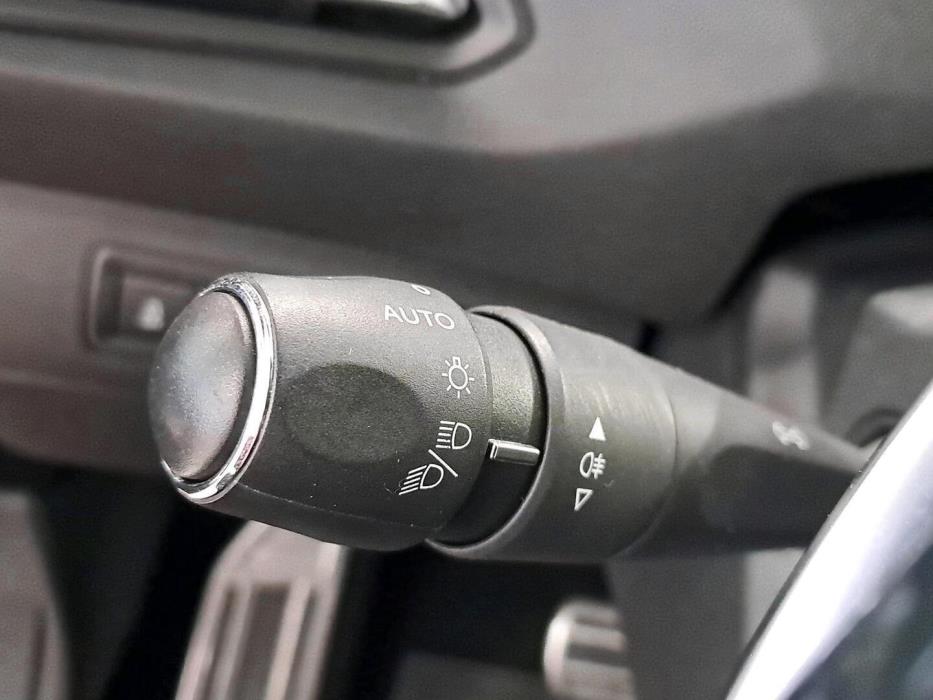 PEUGEOT 308 2016