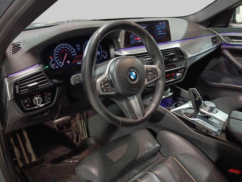 BMW 530 2019