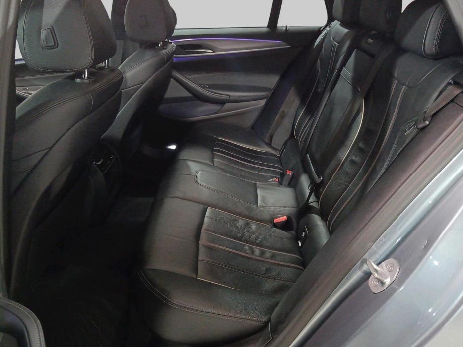 BMW 530 2019