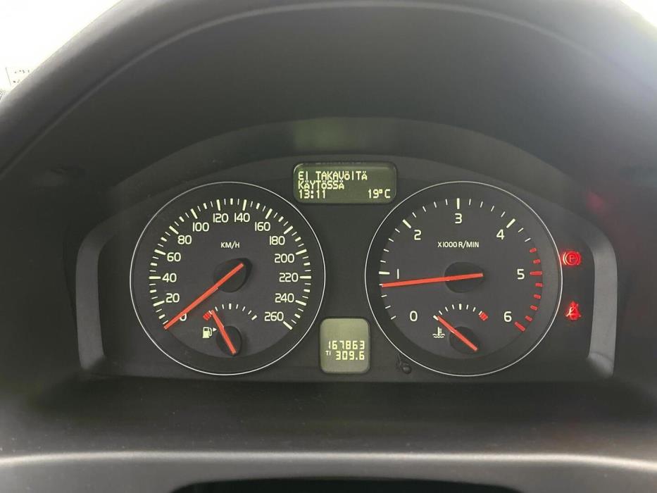 VOLVO V50 2011