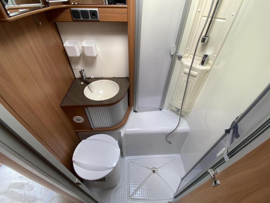 KABE Travel Master 730 LB 2012