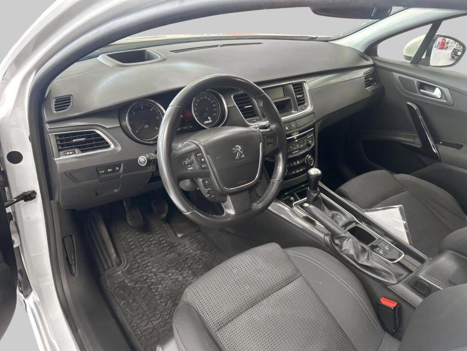 PEUGEOT 508 2013