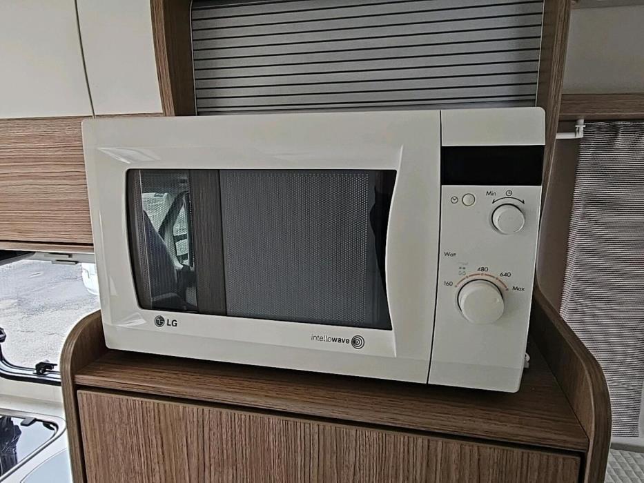 CARADO T337 2019