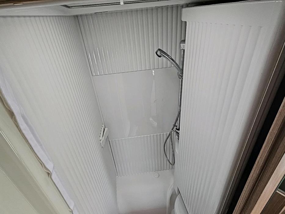 CARADO T337 2019