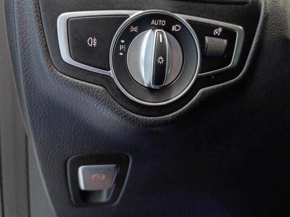 MERCEDES-BENZ GLC 2021