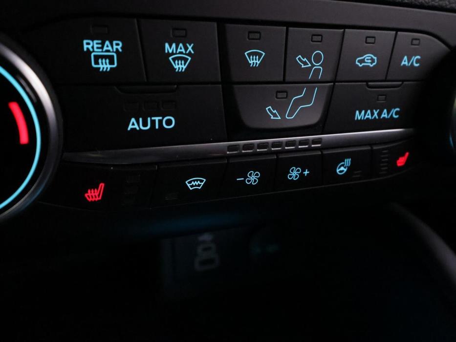 FORD KUGA 2023