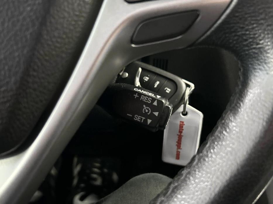 TOYOTA Avensis 2014