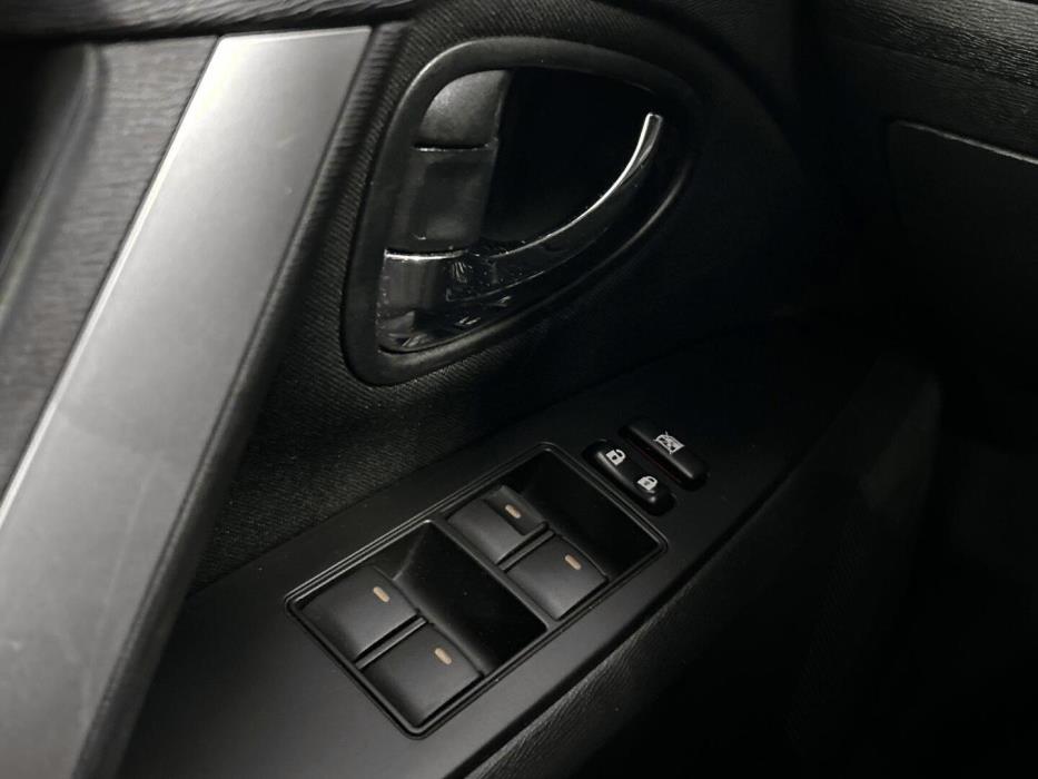 TOYOTA Avensis 2014