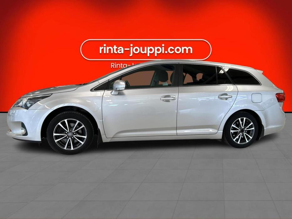 TOYOTA Avensis 2014