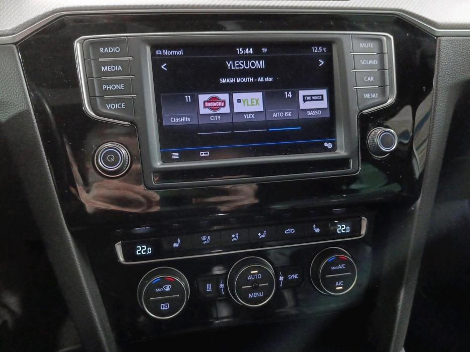 VOLKSWAGEN Passat 2017