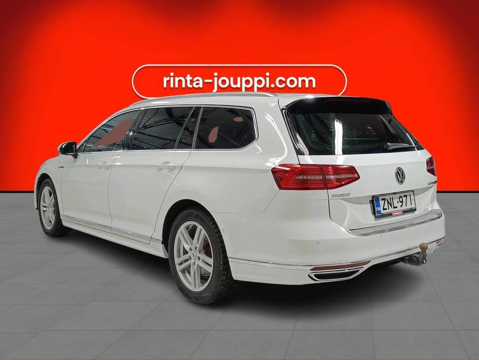 VOLKSWAGEN Passat 2017