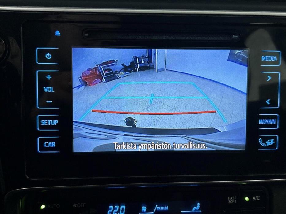 TOYOTA Auris 2016
