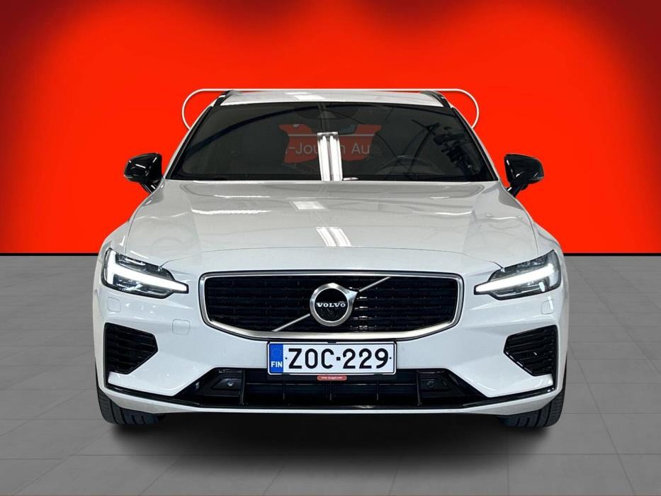 VOLVO V60 2020