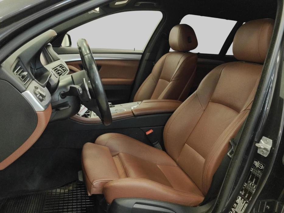 BMW 520 2013