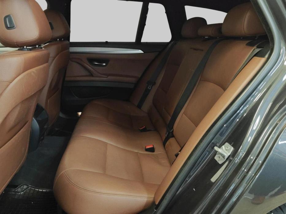 BMW 520 2013