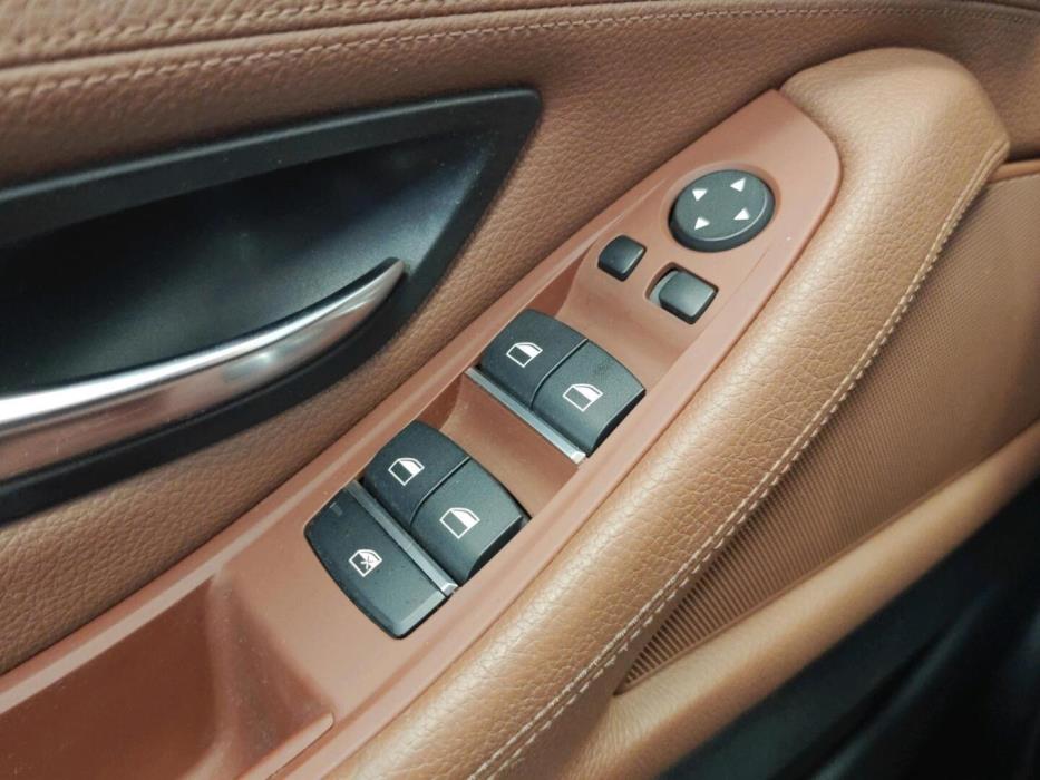 BMW 520 2013