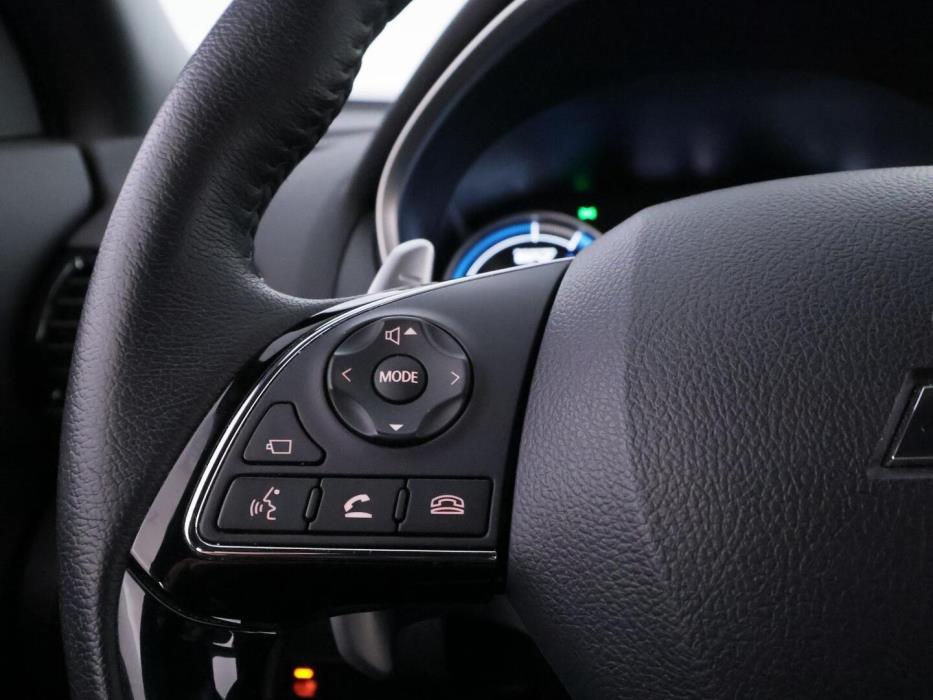 MITSUBISHI ECLIPSE CROSS 2023