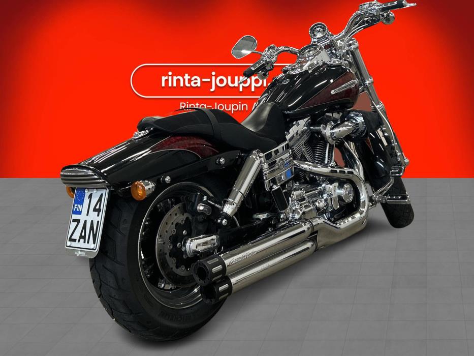 HARLEY-DAVIDSON CVO 2010