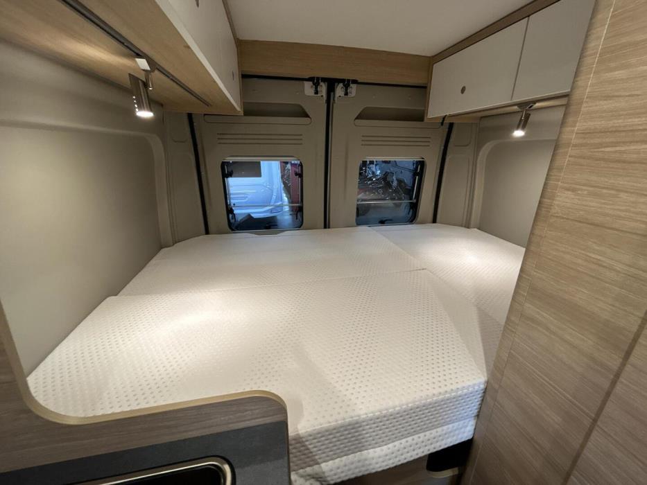 ROADCAR 540 Plus 2025