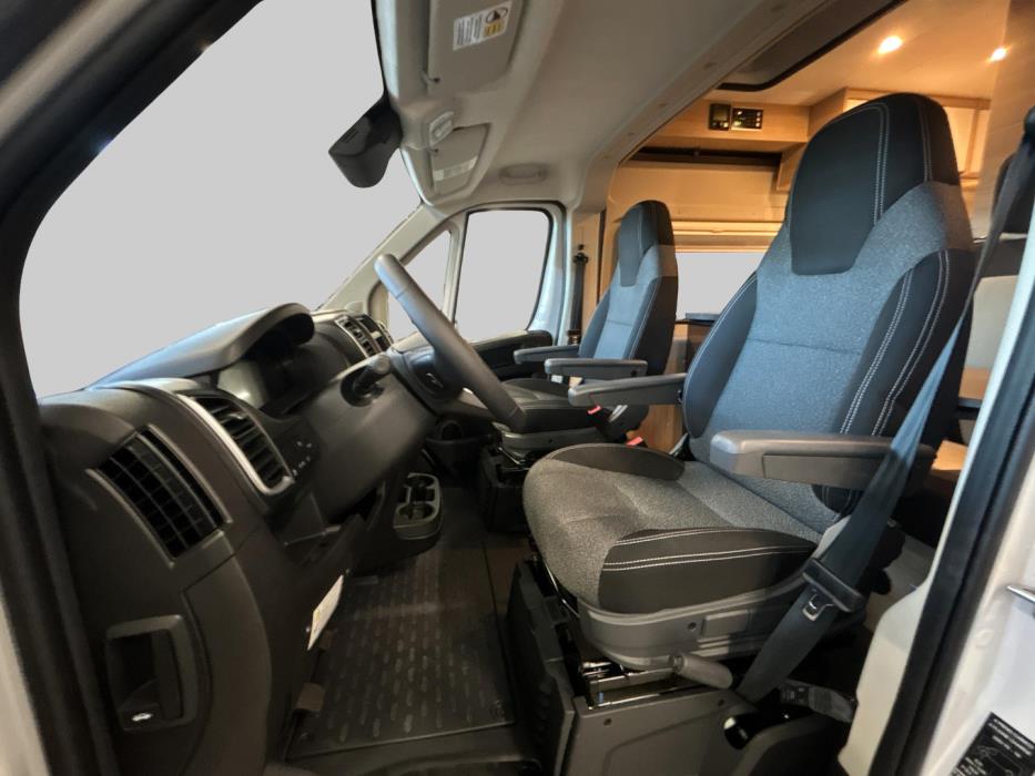 ROADCAR 540 Plus 2025