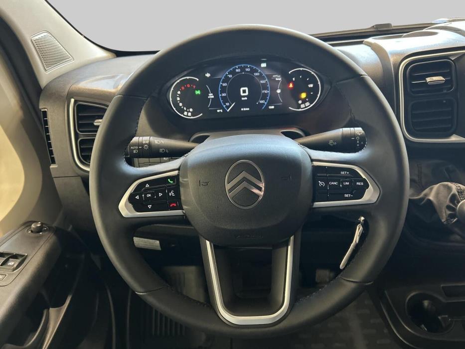 ROADCAR 540 Plus 2025