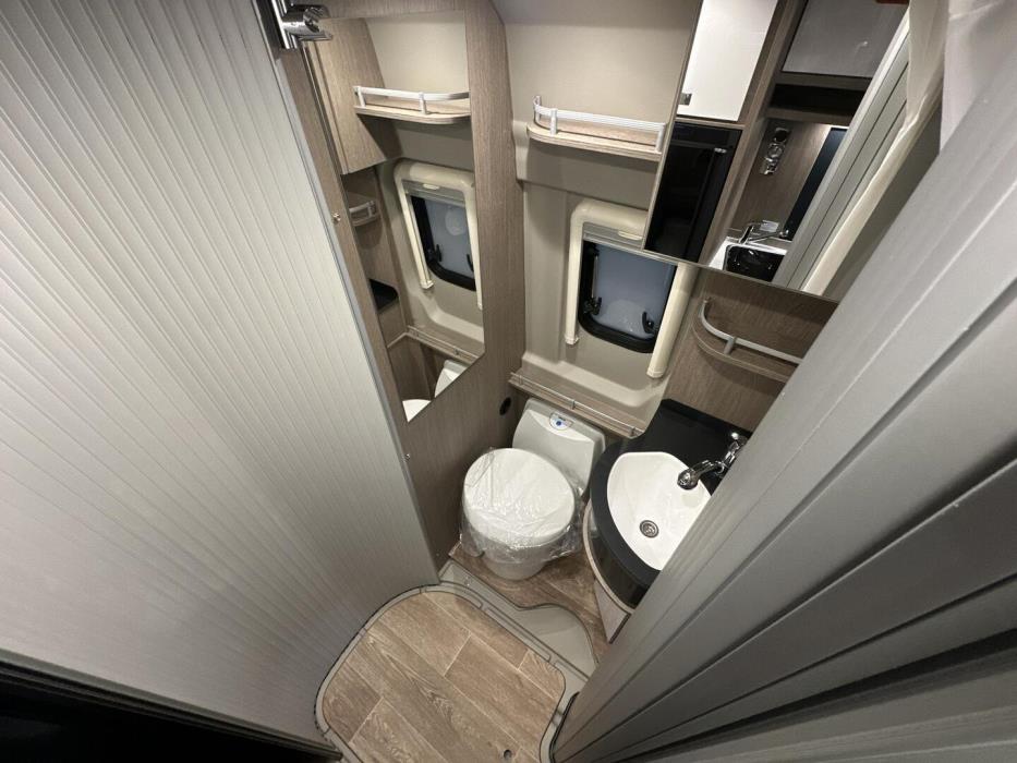 PÖSSL ROADCRUISER 2025