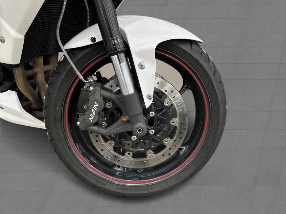 TRIUMPH STREET TRIPLE 2015