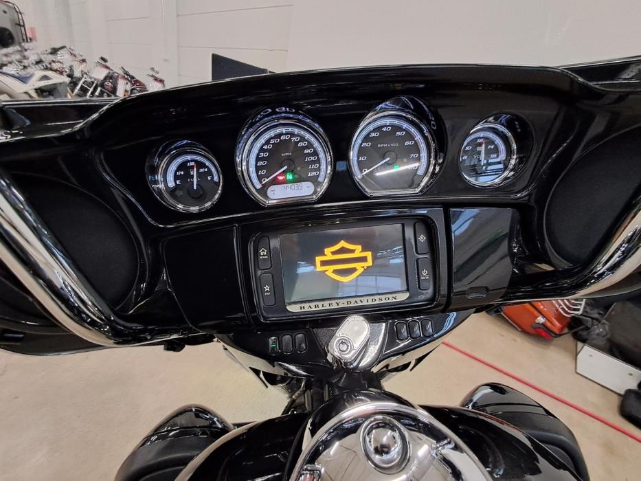 HARLEY-DAVIDSON TOURING 2016