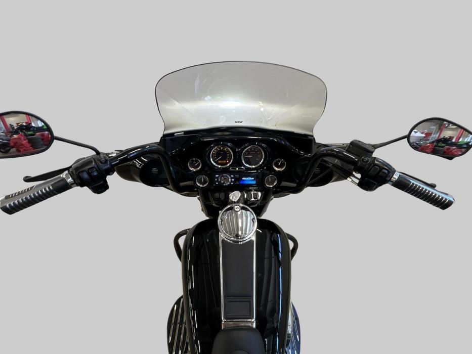 HARLEY-DAVIDSON TOURING 2006