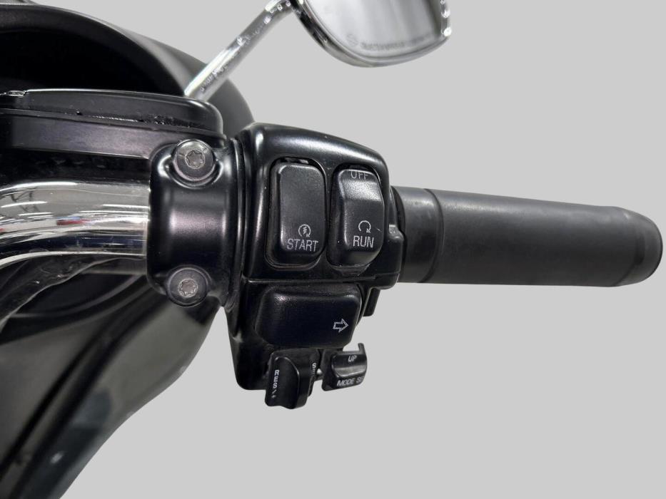 HARLEY-DAVIDSON Touring 2012